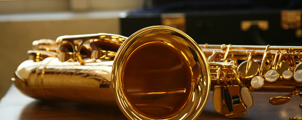 Saksofonai: instrumentas, kuris sujungė klasikinę eleganciją ir improvizacijos laisvę